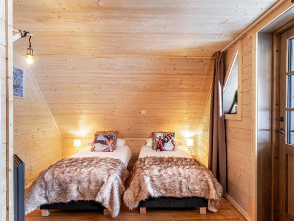 Sunweb - Les Chalets De L'Ecrin Ле-Деволюи Экстерьер фото